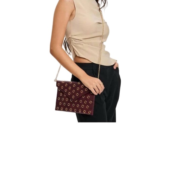 Ophelia Roe Burgundy Grommet Clutch/Crossbody Sz 10”W x 6.5”T NWT - Picture 7 of 8